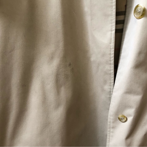 Rare Vtg Union Made Burberry Trench coat in Khaki - Picture 6 of 9